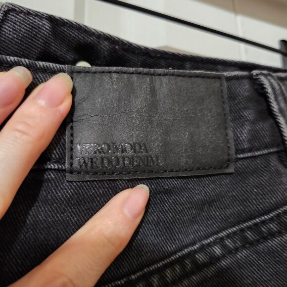 Black High Waisted Jean Shorts - Picture 3 of 4